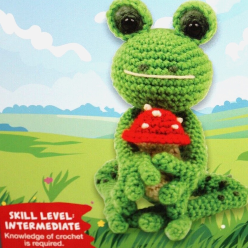 Complete Crochet Kit - Frog NEW - Picture 3 of 7